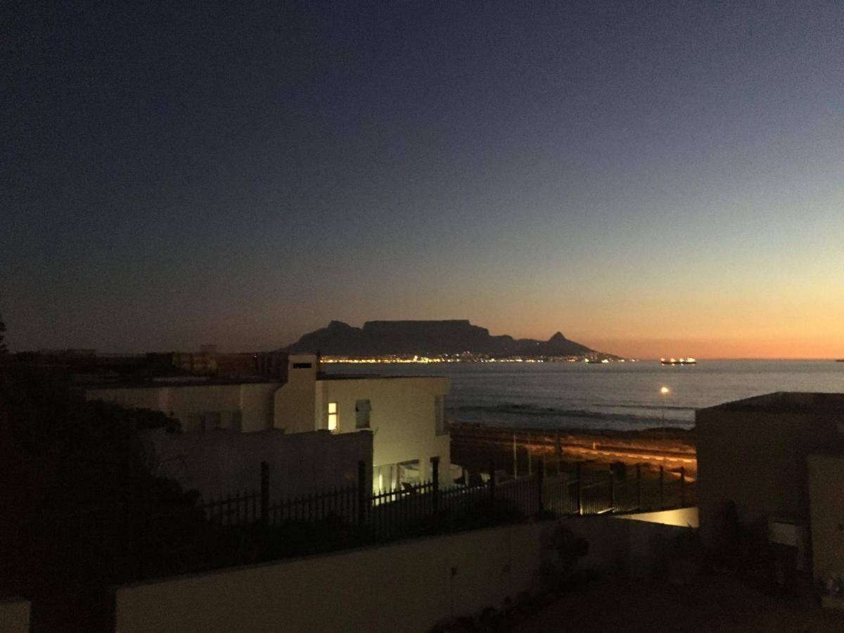 2Whitewaters Bloubergstrand Homestay Eksteriør bilde